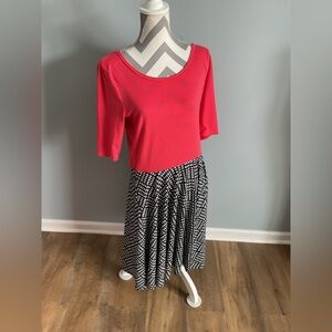 Like New Lularoe Dress in Corel, Black & White - XL